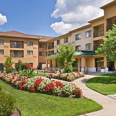 Courtyard Parsippany Hotel Exterior photo