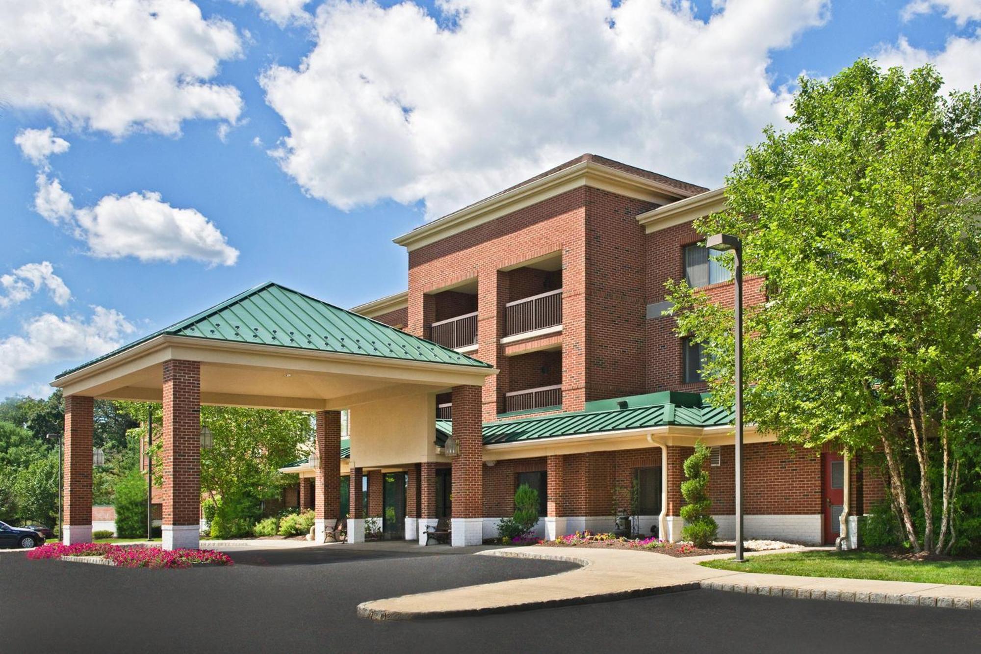Courtyard Parsippany Hotel Exterior photo